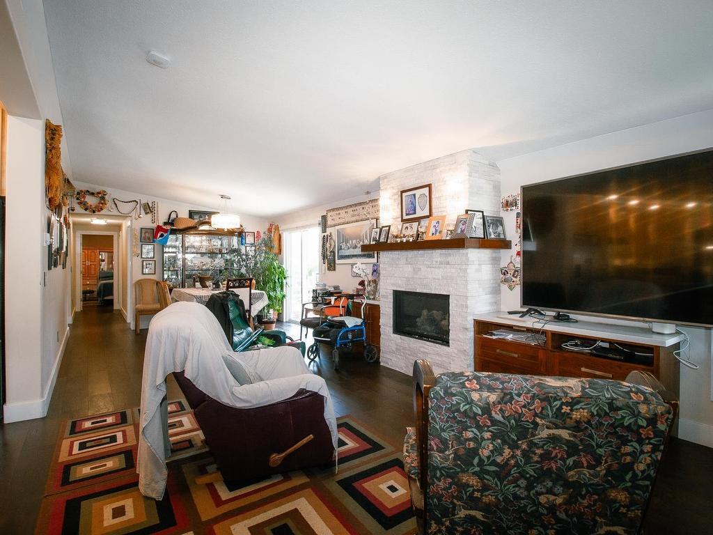 









1061


Edgewater

Crescent,
Squamish,




BC
V8B 0B3

