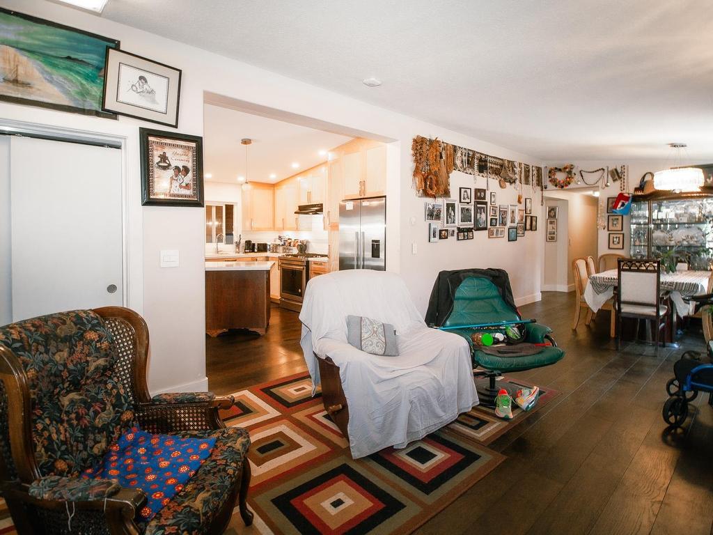 









1061


Edgewater

Crescent,
Squamish,




BC
V8B 0B3


