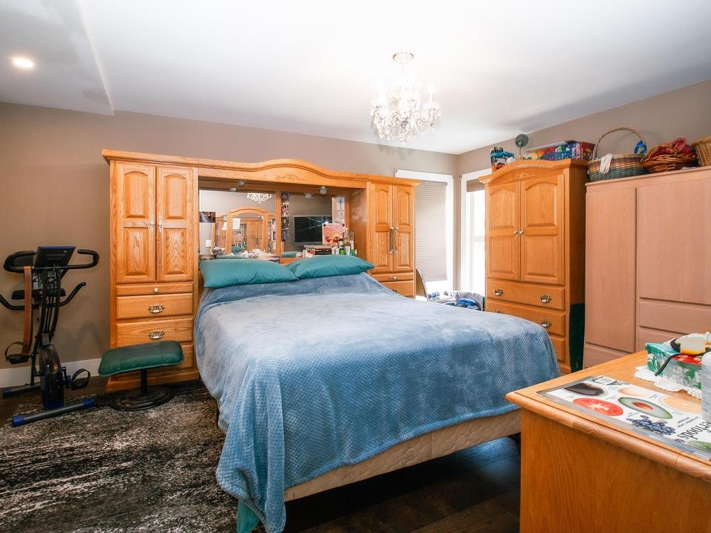 









1061


Edgewater

Crescent,
Squamish,




BC
V8B 0B3


