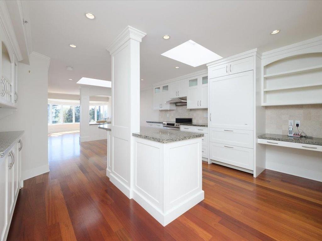 









2455


Bellevue

Avenue, 302,
West Vancouver,




BC
V7V 1E1


