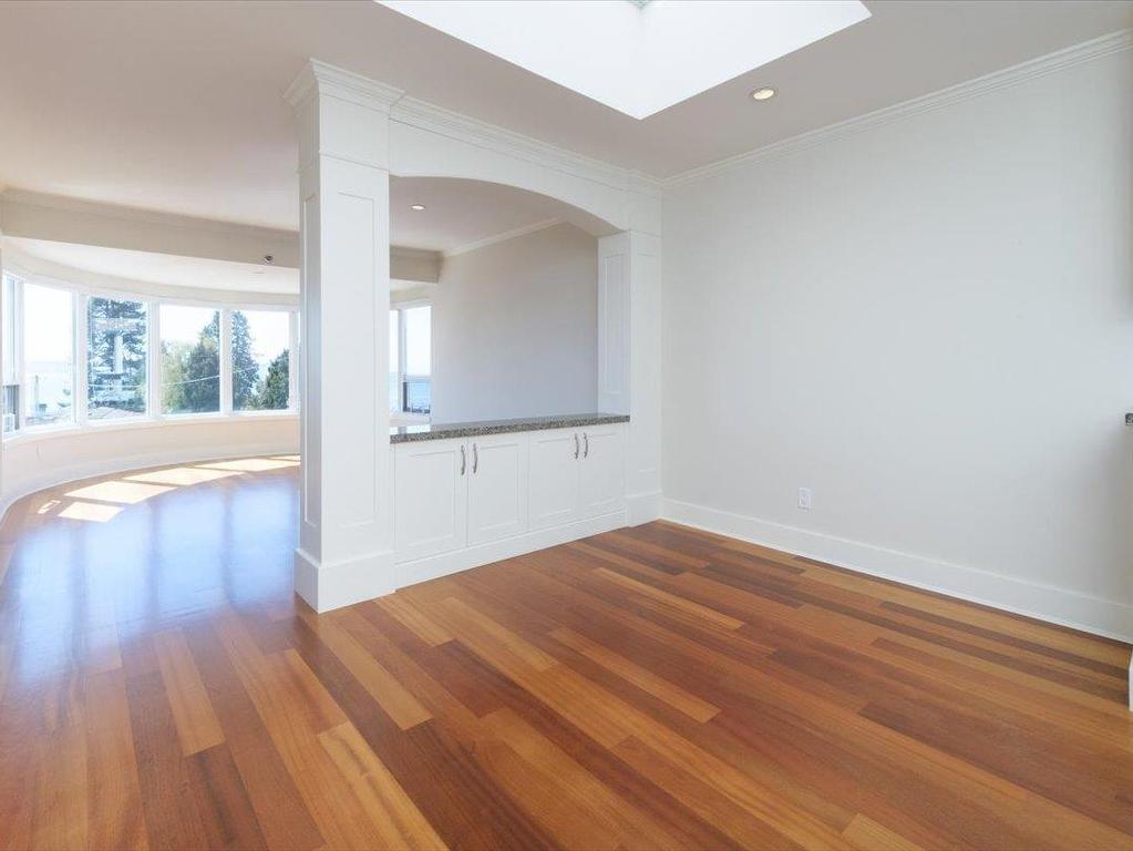 









2455


Bellevue

Avenue, 302,
West Vancouver,




BC
V7V 1E1

