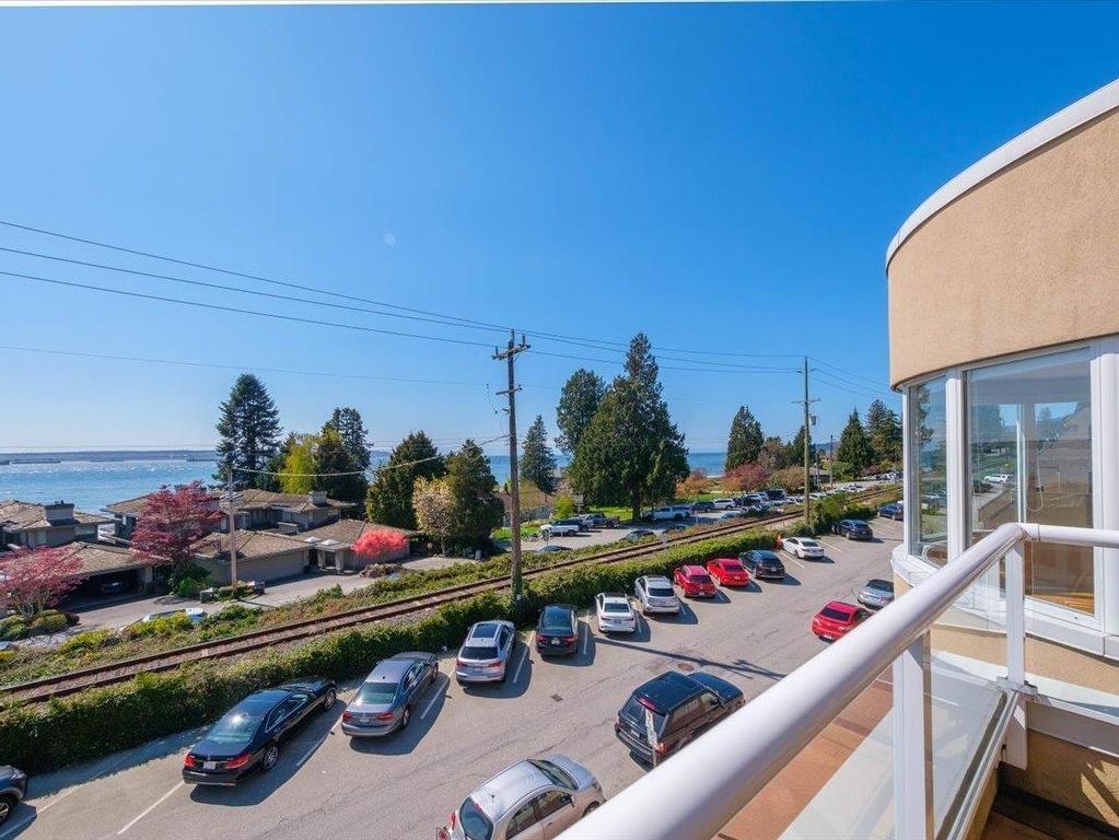 









2455


Bellevue

Avenue, 302,
West Vancouver,




BC
V7V 1E1

