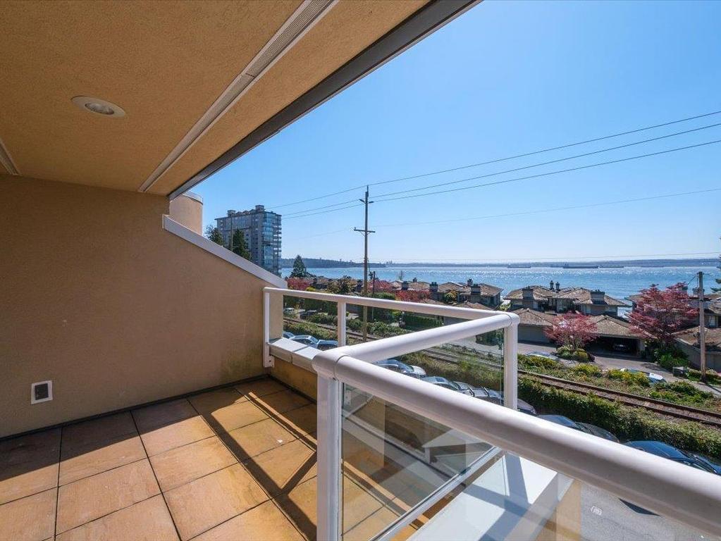 









2455


Bellevue

Avenue, 302,
West Vancouver,




BC
V7V 1E1

