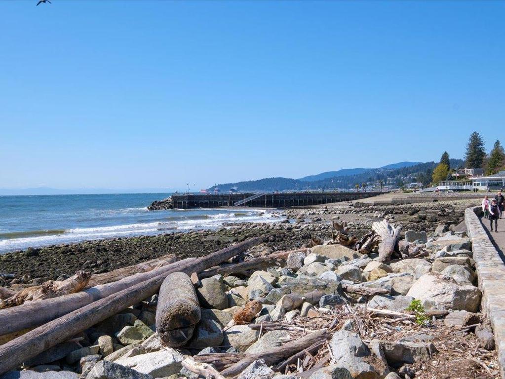 









2455


Bellevue

Avenue, 302,
West Vancouver,




BC
V7V 1E1

