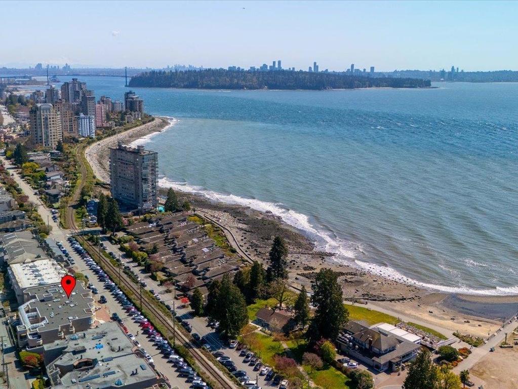 









2455


Bellevue

Avenue, 302,
West Vancouver,




BC
V7V 1E1

