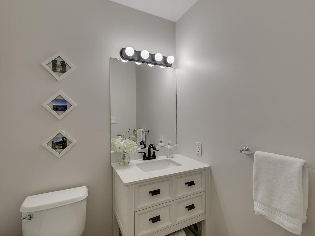 









1797


Harris

Road,
Squamish,




BC
V0N 1T0

