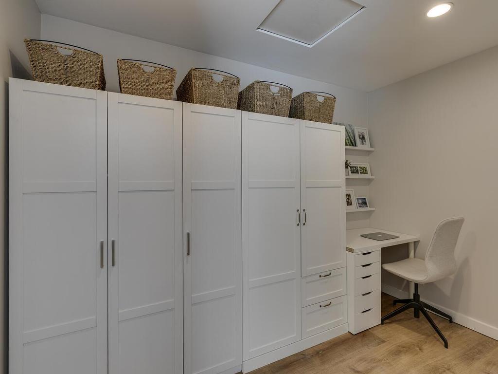 









1797


Harris

Road,
Squamish,




BC
V0N 1T0


