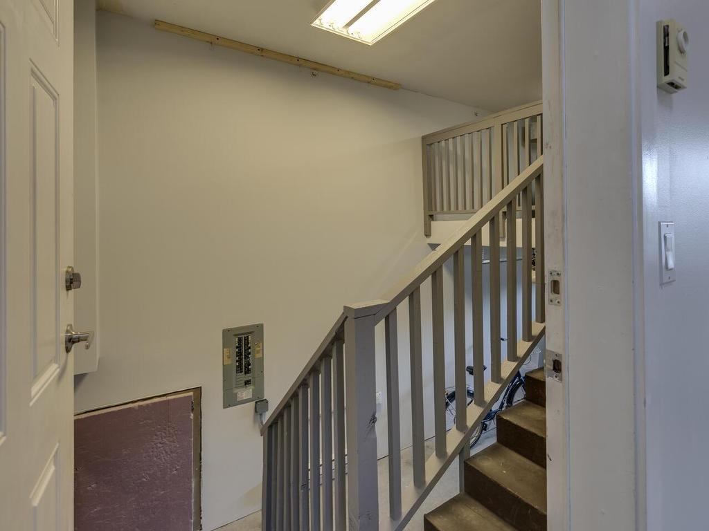 









1797


Harris

Road,
Squamish,




BC
V0N 1T0

