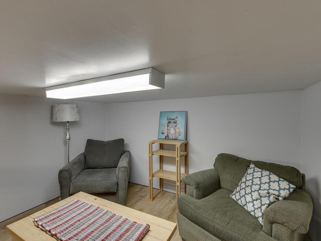









1797


Harris

Road,
Squamish,




BC
V0N 1T0

