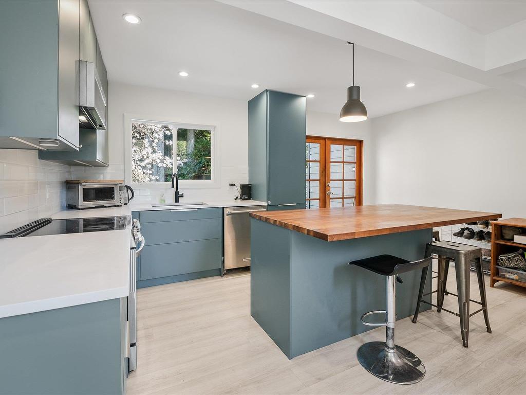 









40624


Perth

Drive,
Squamish,




BC
V0N 1T0

