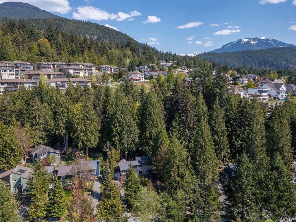 









40624


Perth

Drive,
Squamish,




BC
V0N 1T0

