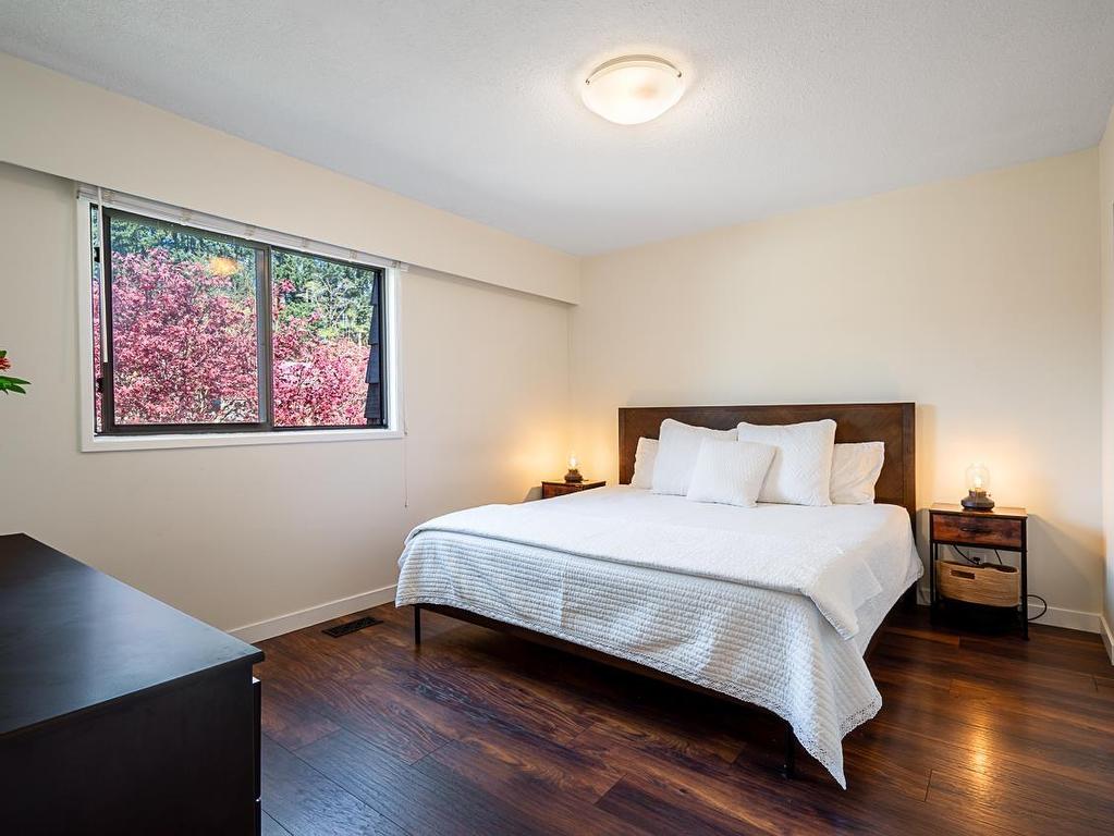 









1116


Premier

Street,
North Vancouver,




BC
V7J 2H3

