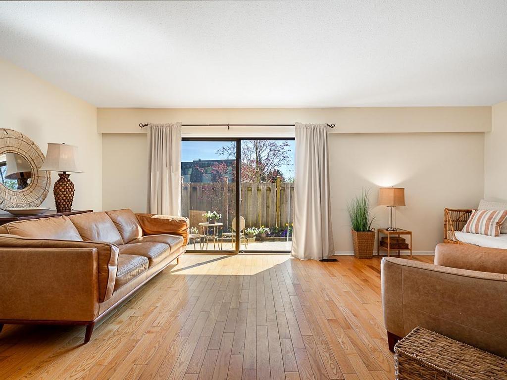 









1116


Premier

Street,
North Vancouver,




BC
V7J 2H3

