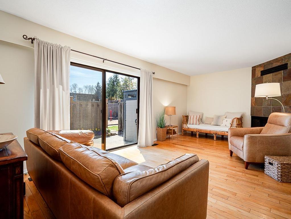 









1116


Premier

Street,
North Vancouver,




BC
V7J 2H3

