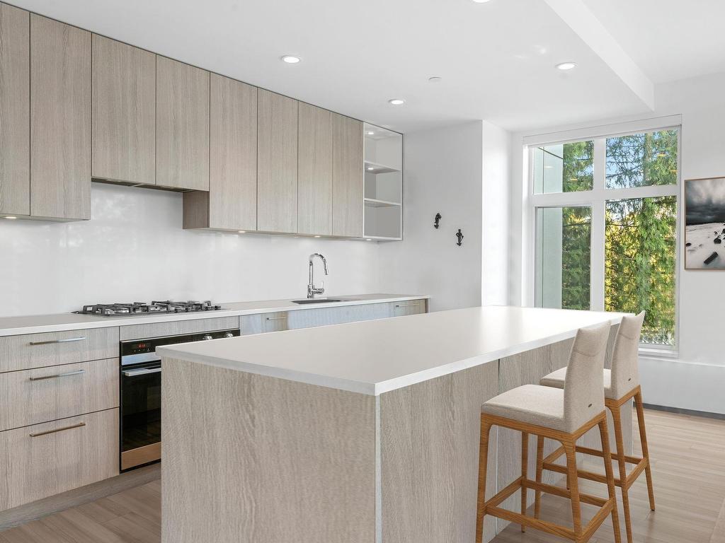 









747


3rd

Street East, 211,
North Vancouver,




BC
V7L 1G8


