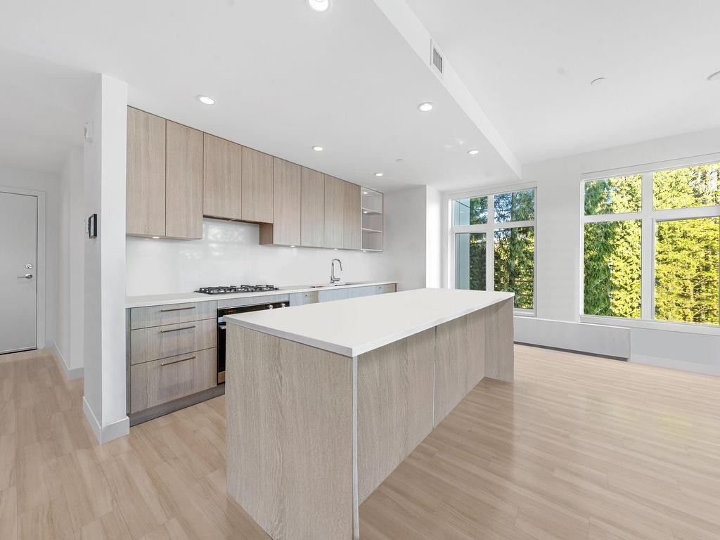 









747


3rd

Street East, 211,
North Vancouver,




BC
V7L 1G8

