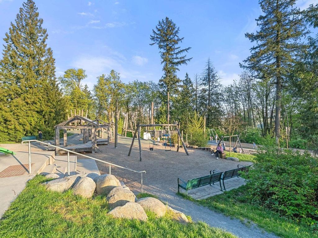 









747


3rd

Street East, 211,
North Vancouver,




BC
V7L 1G8

