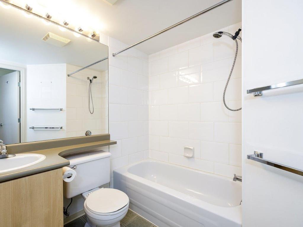 









121


15th

Street West, 1502,
North Vancouver,




BC
V7M 1R8

