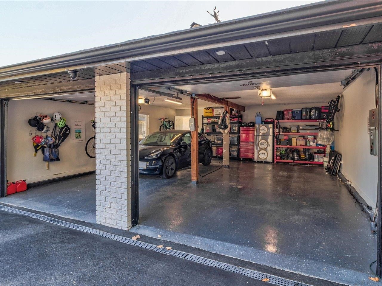 









1001


Palmdale

Street,
Coquitlam,




BC
V3C 3R3

