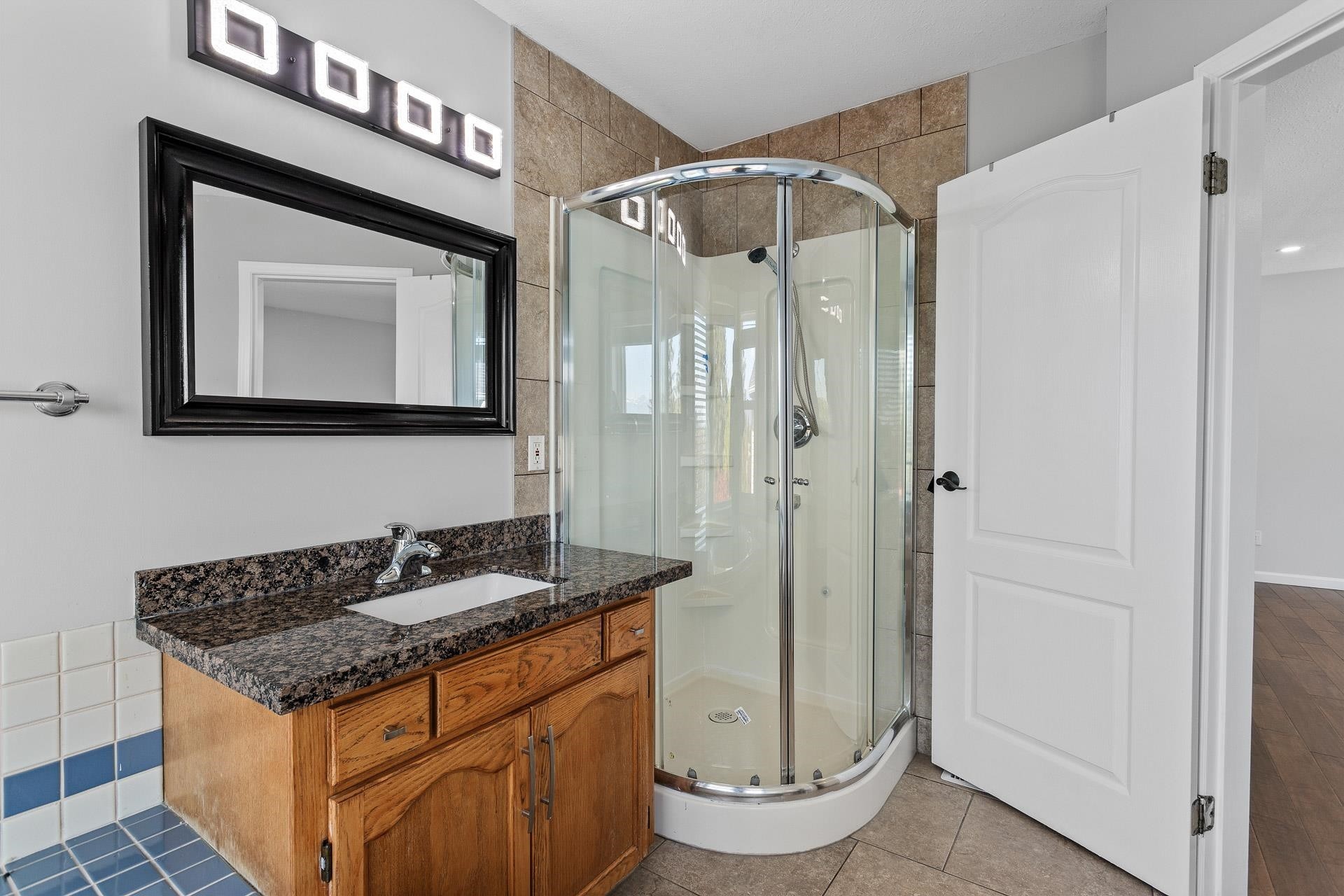 









1252


Gateway

Place,
Port Coquitlam,




BC
V3C 5X4

