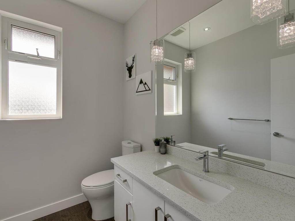 









41230


Rockridge

Place,
Squamish,




BC
V8B 0S4


