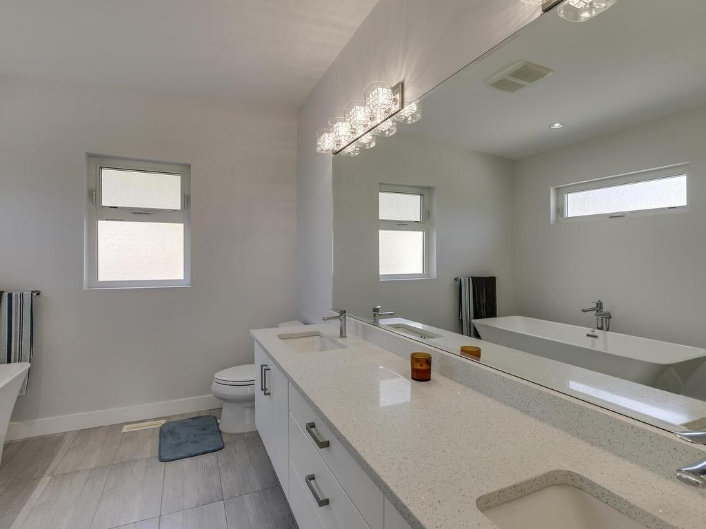 









41230


Rockridge

Place,
Squamish,




BC
V8B 0S4

