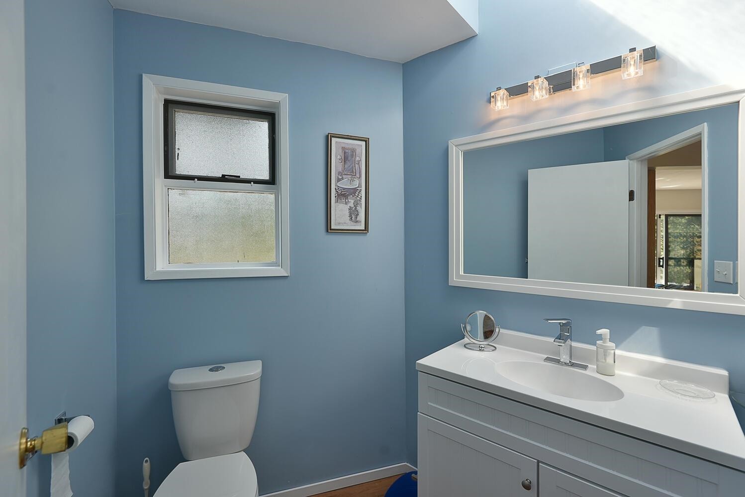 









7297


Belle

Road,
Sechelt,




BC
V7Z 0T3

