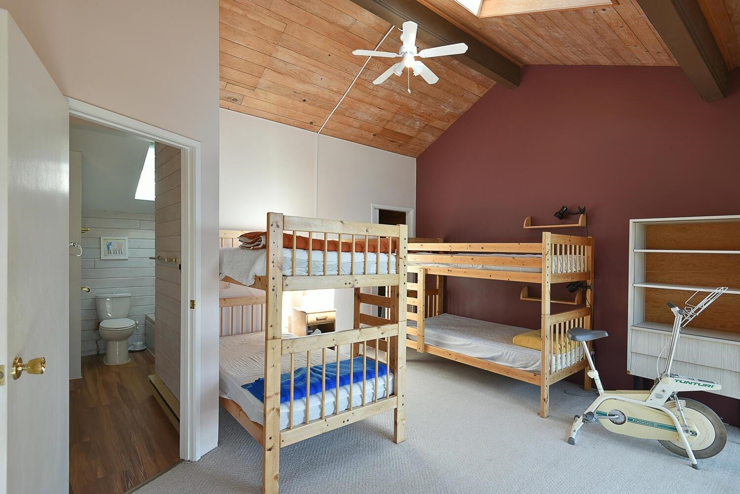 









7297


Belle

Road,
Sechelt,




BC
V7Z 0T3

