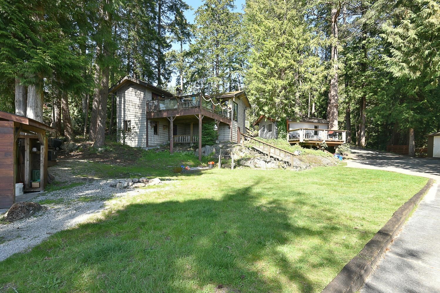 









7297


Belle

Road,
Sechelt,




BC
V7Z 0T3

