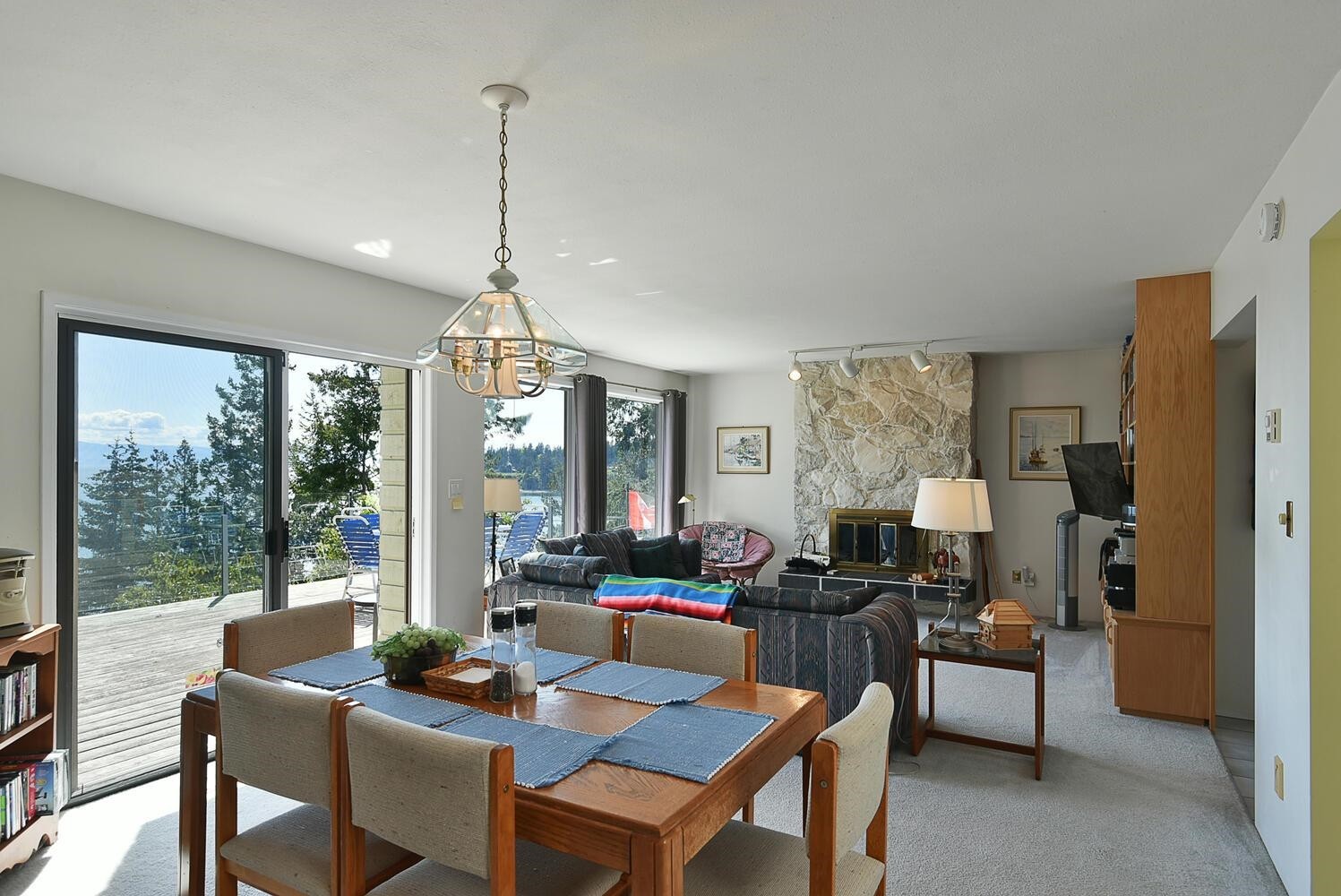 









7297


Belle

Road,
Sechelt,




BC
V7Z 0T3

