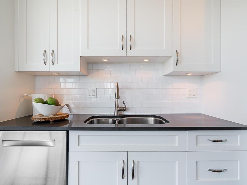 









5425


Yew

Street, 903,
Vancouver,




BC
V6M 3X7


