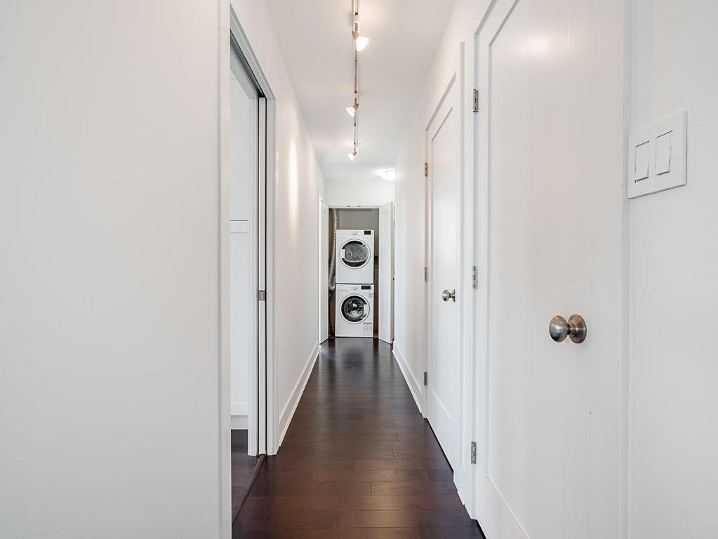 









5425


Yew

Street, 903,
Vancouver,




BC
V6M 3X7

