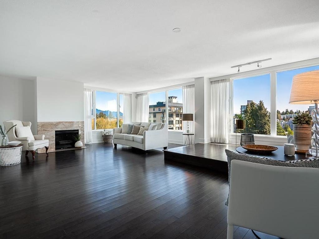 









5425


Yew

Street, 903,
Vancouver,




BC
V6M 3X7

