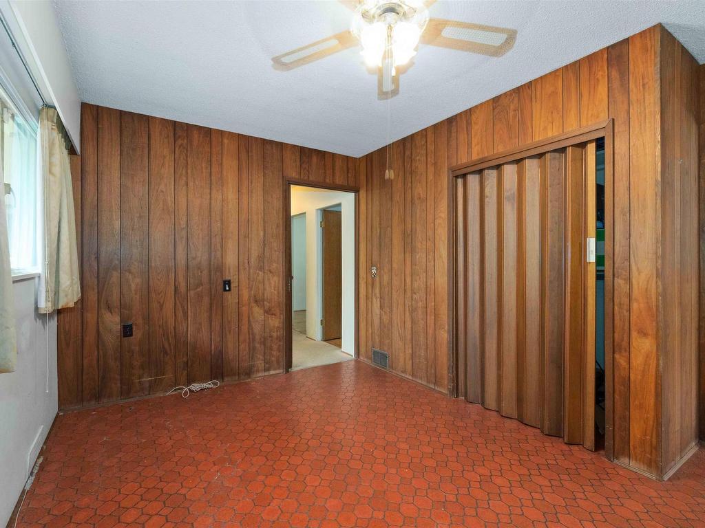 









901


Como Lake

Avenue,
Coquitlam,




BC
V3J 3N4

