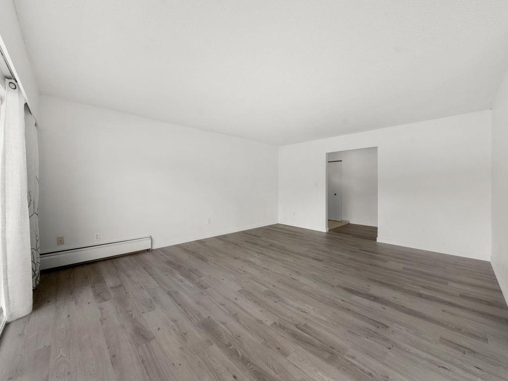 









834


Premier

Street, 15,
North Vancouver,




BC
V7J 2G9

