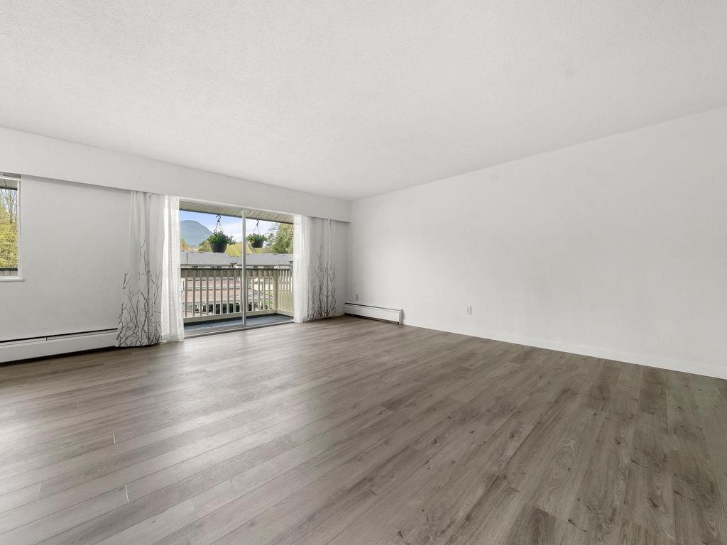 









834


Premier

Street, 15,
North Vancouver,




BC
V7J 2G9

