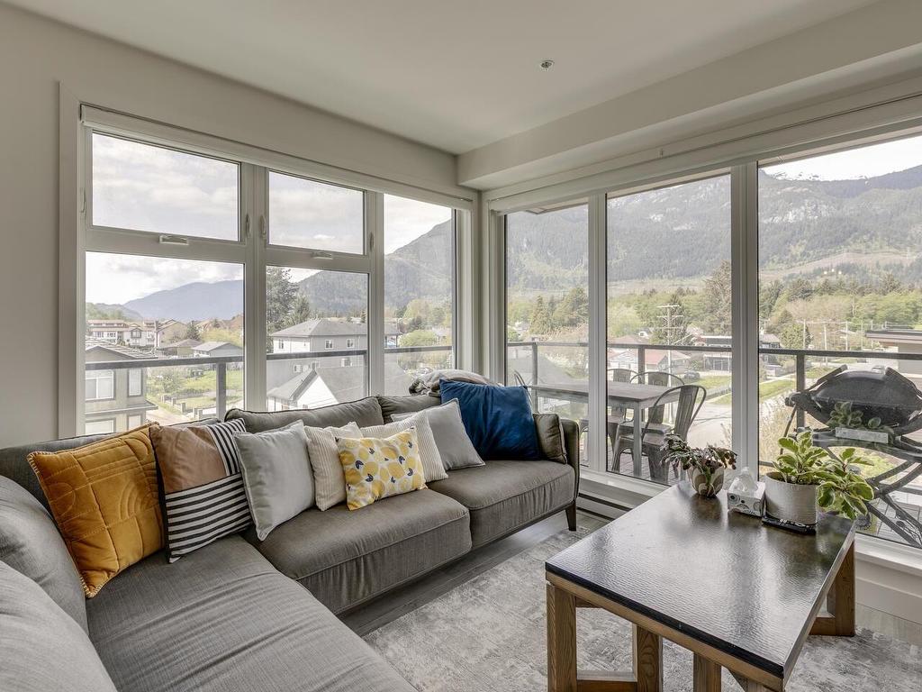 









38013


Third

Avenue, 401,
Squamish,




BC
V8B 0Z8

