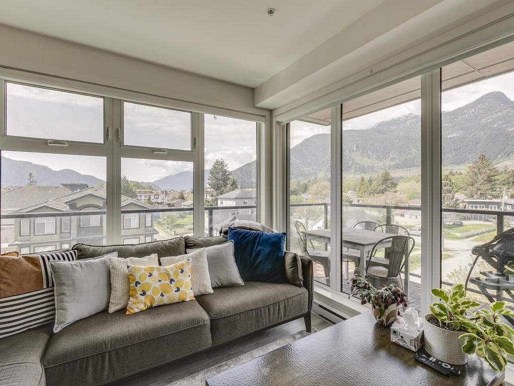 









38013


Third

Avenue, 401,
Squamish,




BC
V8B 0Z8

