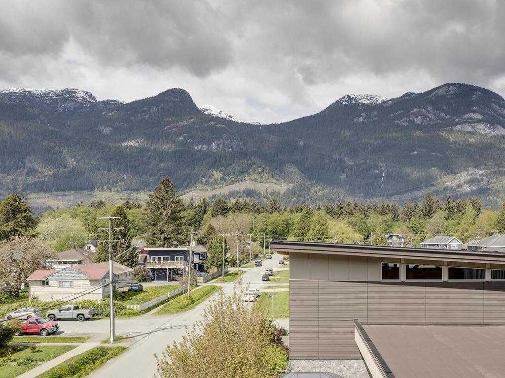 









38013


Third

Avenue, 401,
Squamish,




BC
V8B 0Z8

