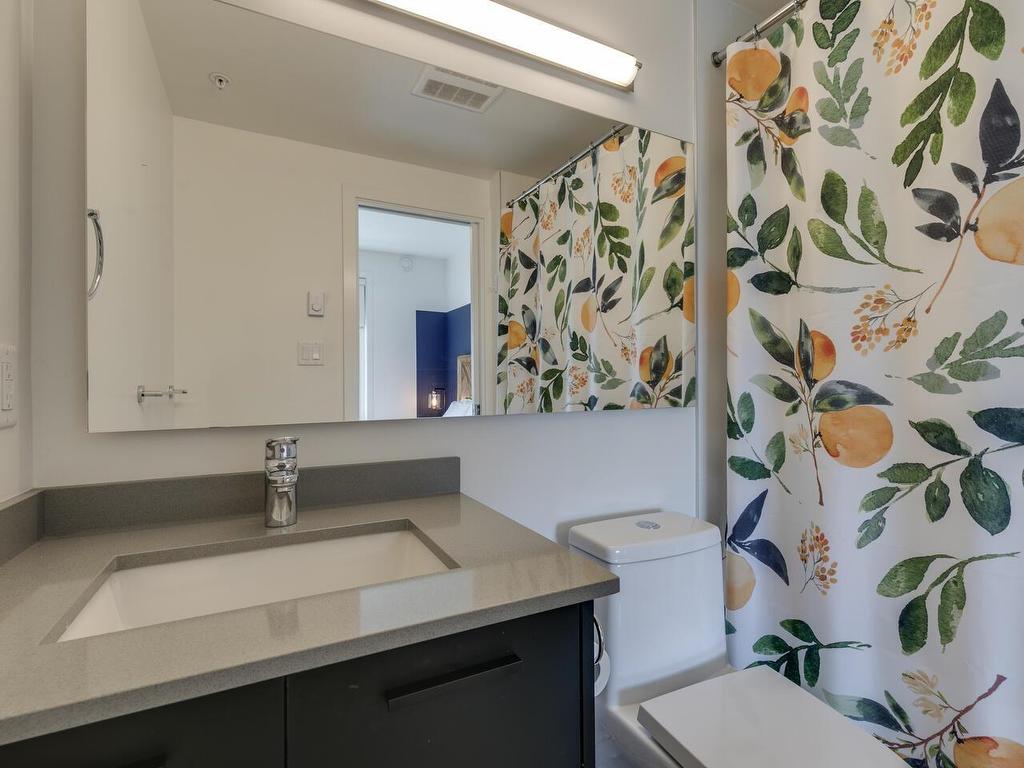 









38013


Third

Avenue, 401,
Squamish,




BC
V8B 0Z8

