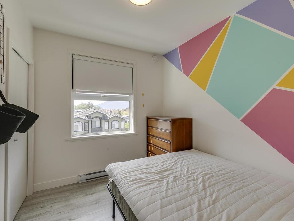 









38013


Third

Avenue, 401,
Squamish,




BC
V8B 0Z8

