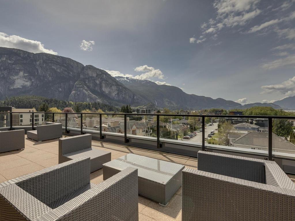 









38013


Third

Avenue, 401,
Squamish,




BC
V8B 0Z8

