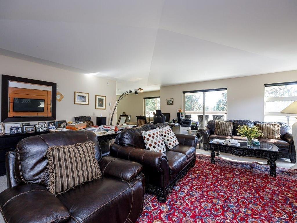 









2832


Capilano

Road, PH1,
North Vancouver,




BC
V7R 4H5

