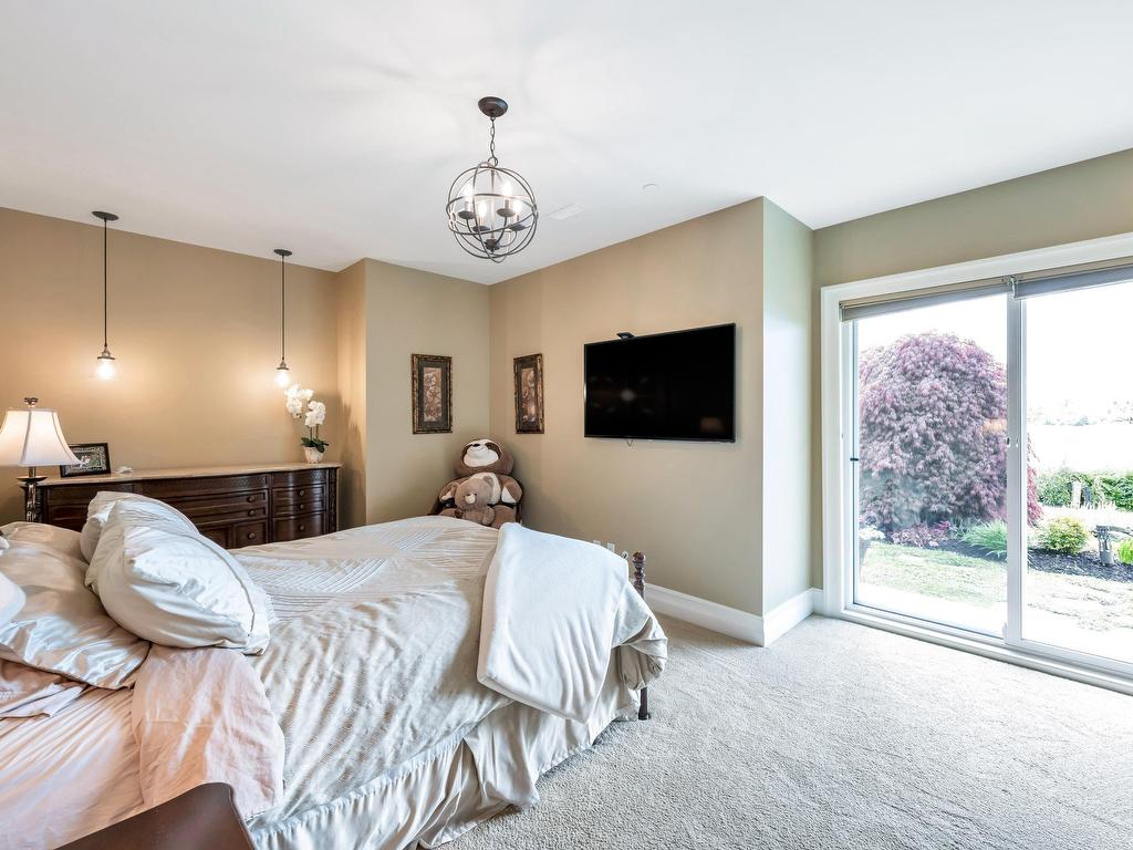 









20282


Wharf

Street,
Maple Ridge,




BC
V2X 1A3

