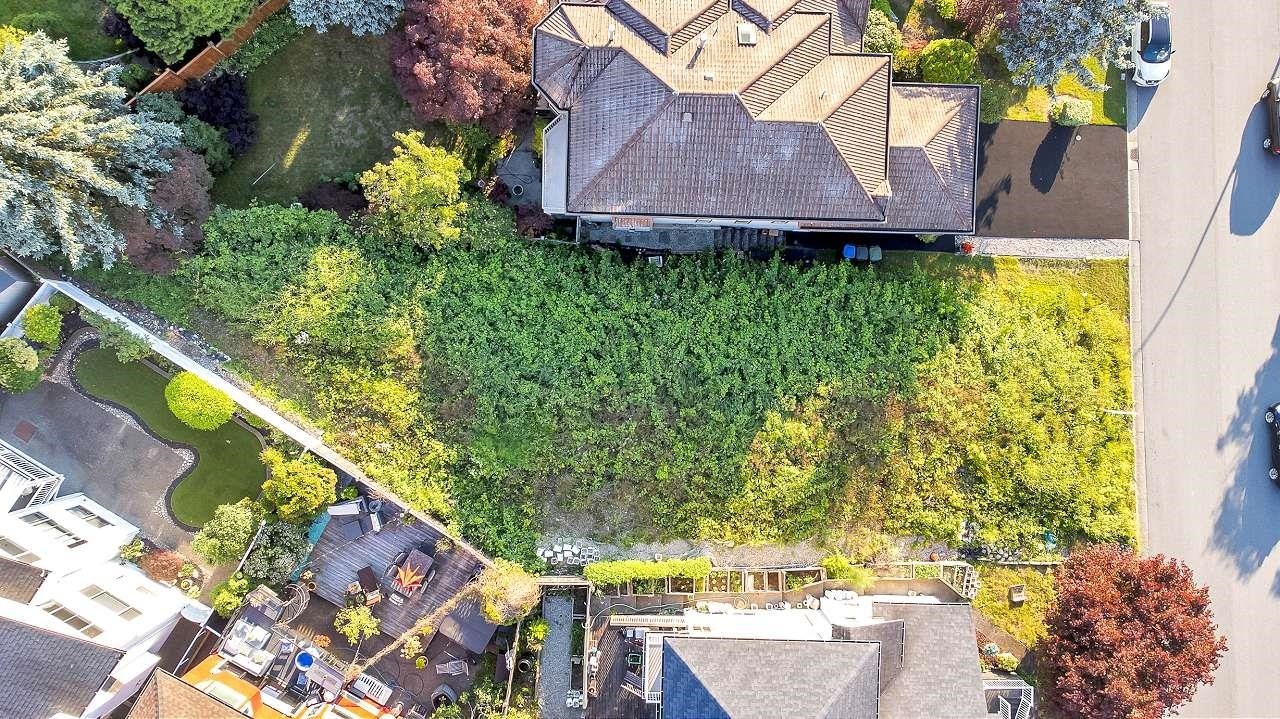 









2658


Klassen

Court,
Port Coquitlam,







BC
V3C 5Y8


