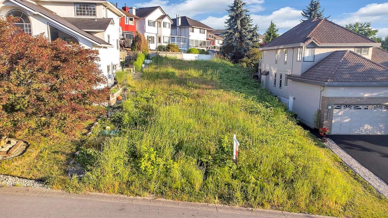 









2658


Klassen

Court,
Port Coquitlam,







BC
V3C 5Y8

