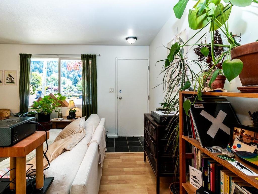 









38227


Hemlock

Avenue,
Squamish,




BC
V8B 0X1

