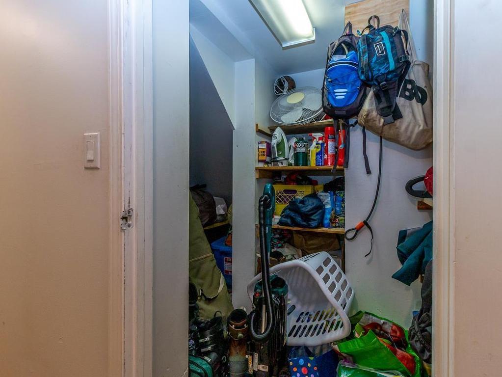 









38227


Hemlock

Avenue,
Squamish,




BC
V8B 0X1

