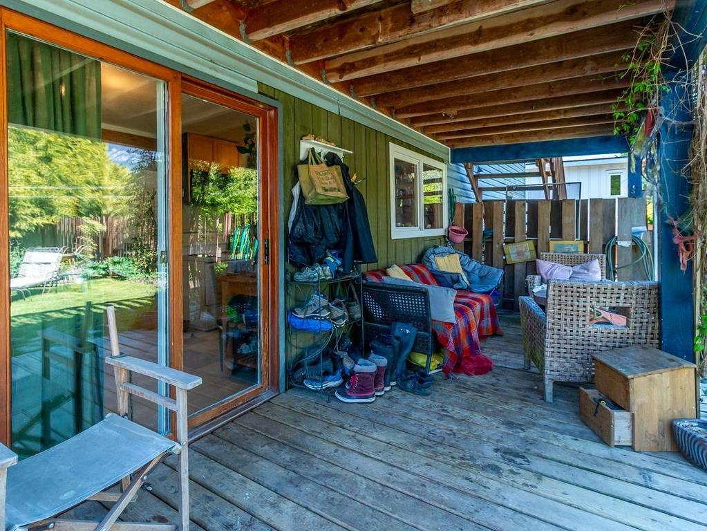 









38227


Hemlock

Avenue,
Squamish,




BC
V8B 0X1

