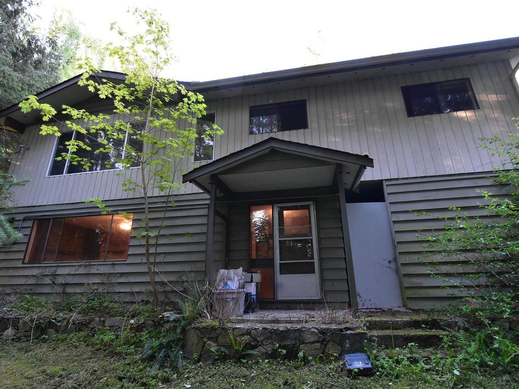 









2240


Oldershaw

Road,
Roberts Creek,




BC
V0N 2W5

